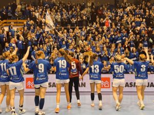 HK hársbreidd frá stigi gegn Fram