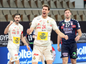 Molakaffi: Morros, Kovacsics, Lacrabère á heimleið, Ghedbane, Syprzak