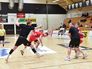 Óttast að Guðmundur Bragi hafi meiðst á öxl