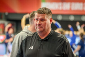 Róbert Geir lætur af starfi framkvæmdastjóra HSÍ